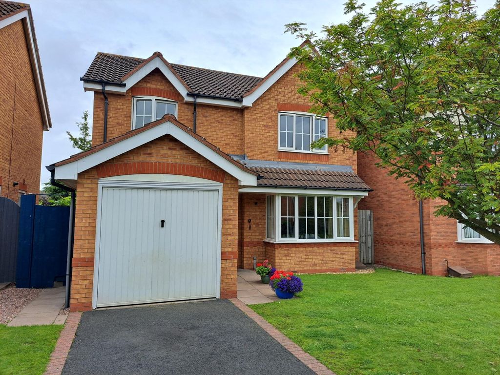 3 bed detached house for sale in Aldemore Drive, Sutton Coldfield B75, £400,000