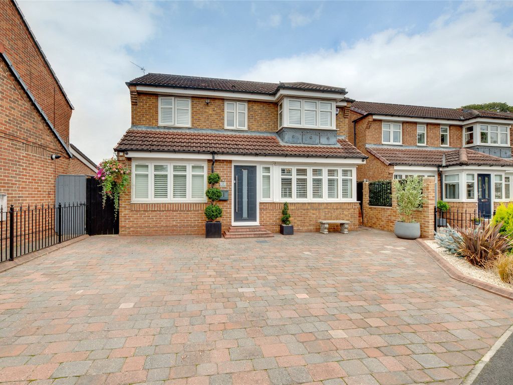 4 bed detached house for sale in The Pavilion, Swalwell NE16, £350,000