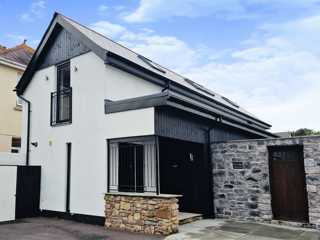 3 bed detached house for sale in Arlington Road, Porthcawl CF36, £470,000