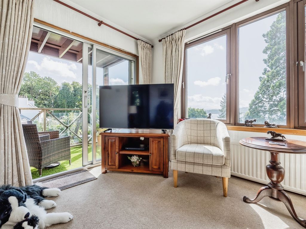 2 bed flat for sale in Water's Edge Court, Rhu, Helensburgh G84, £265,000