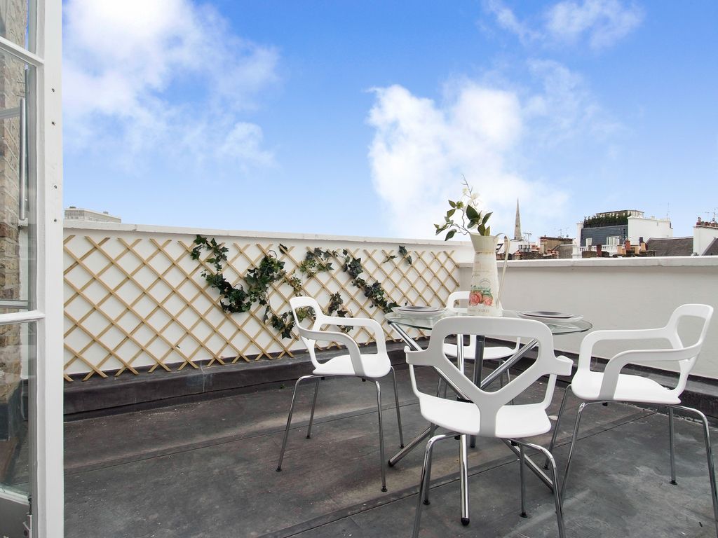 1 bed flat for sale in Westbourne Terrace, London W2, £650,000