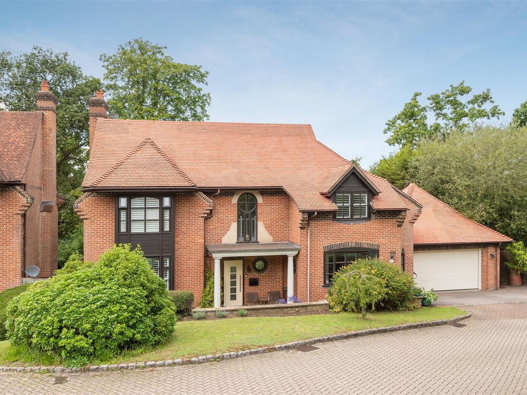 4 bed detached house for sale in Abbey Wood, Sunningdale, Ascot SL5, £1,250,000