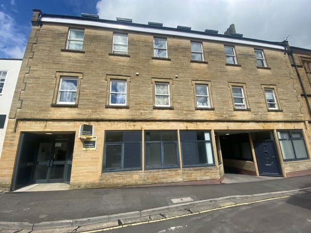 1 bed flat to rent in Church Street, Yeovil BA20, £695 pcm