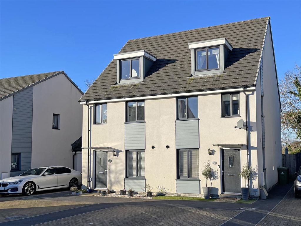 3 bed semi-detached house for sale in Ambleside Place, Plymouth PL6, £285,000