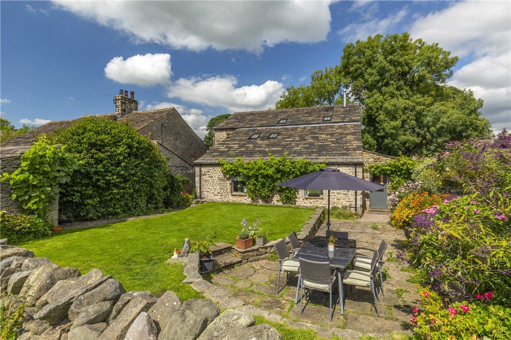 4 bed barn conversion for sale in Maison D'enchere, Back Green, Long Preston, Skipton BD23, £625,000