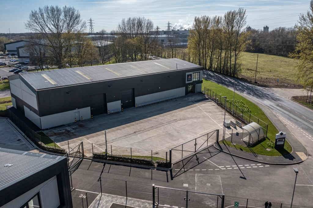 Industrial to let in Unit 4, Carrington Gateway, Carrington, Manchester, Greater Manchester M31, Non quoting