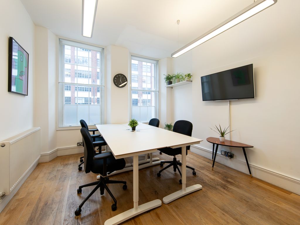 Serviced office to let in Shoreditch High Street, London E1, £26,400 pa