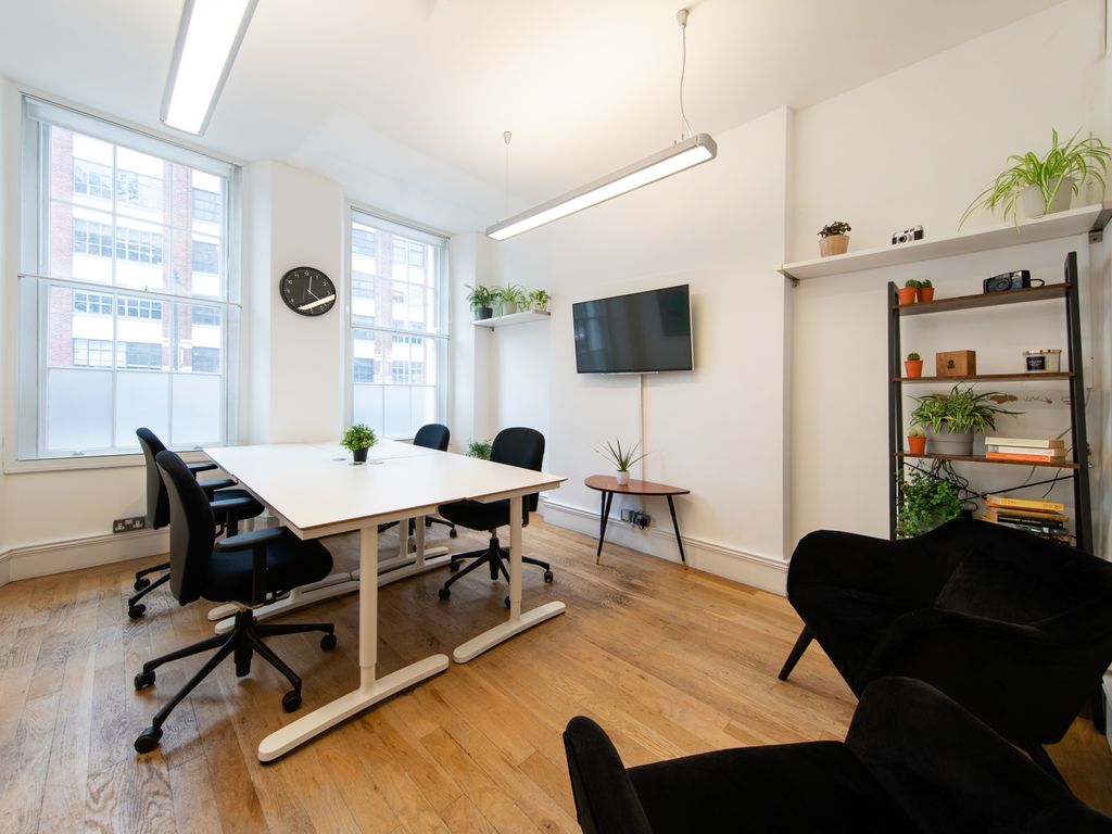 Serviced office to let in Shoreditch High Street, London E1, £26,400 pa