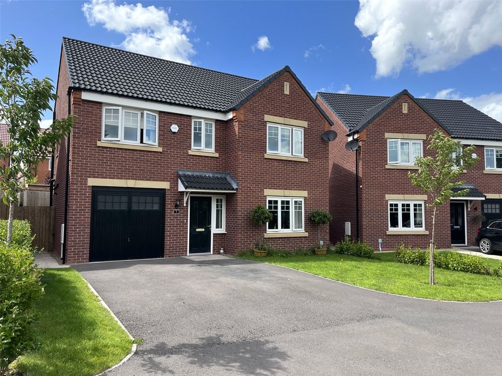 5 bed detached house for sale in Bland Close, Shrewsbury, Shropshire SY2, £440,000