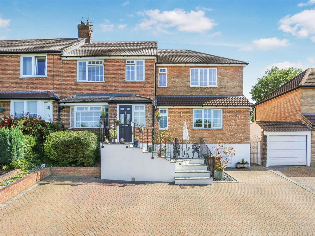 5 bed semi-detached house for sale in The Readens, Banstead SM7, £725,000