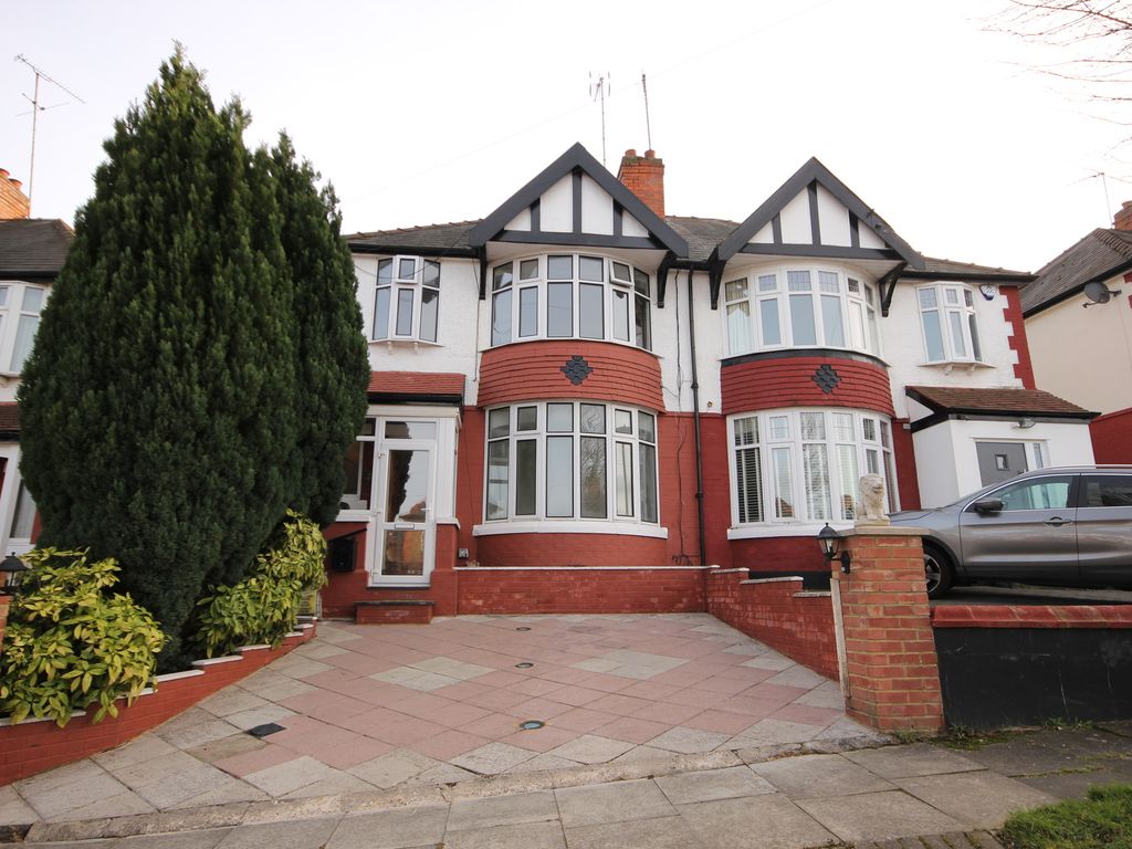 5 bed semi-detached house for sale in Hollickwood Avenue, London N12, £700,000