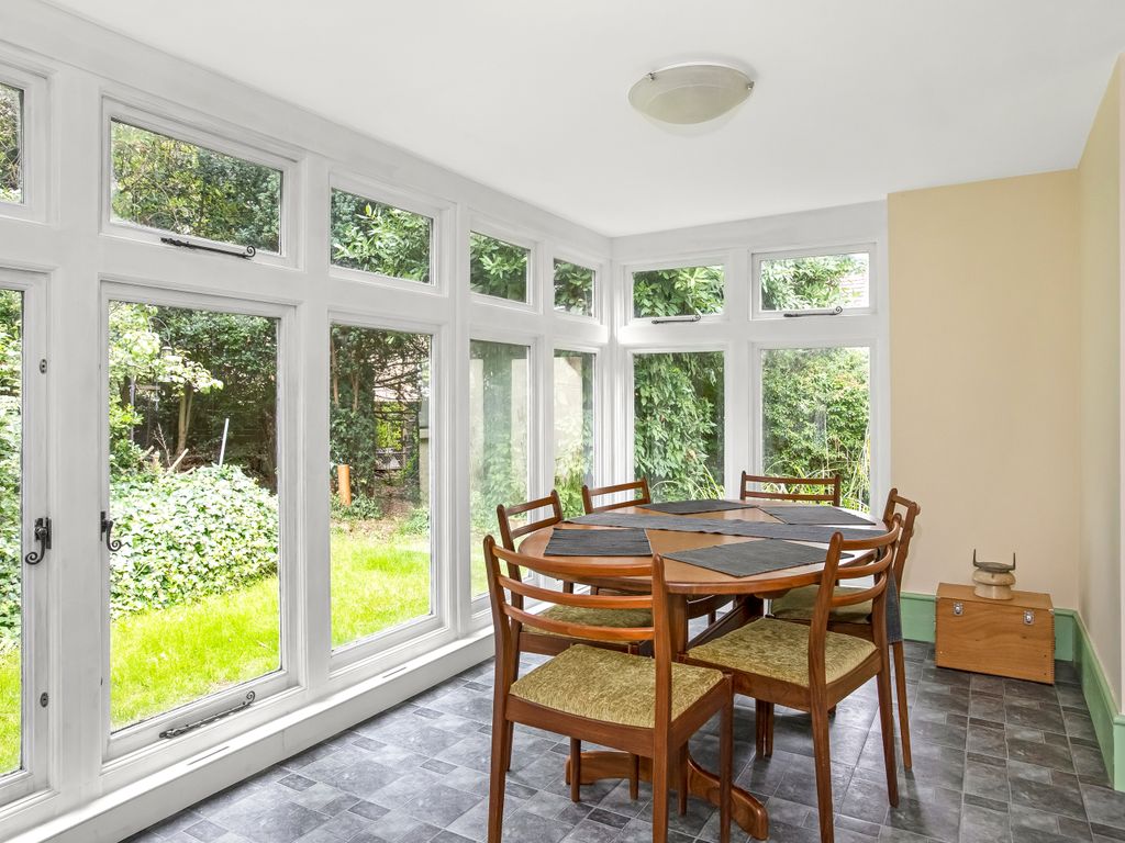 2 bed detached house for sale in Selsdon Road, South Croydon CR2, £525,000