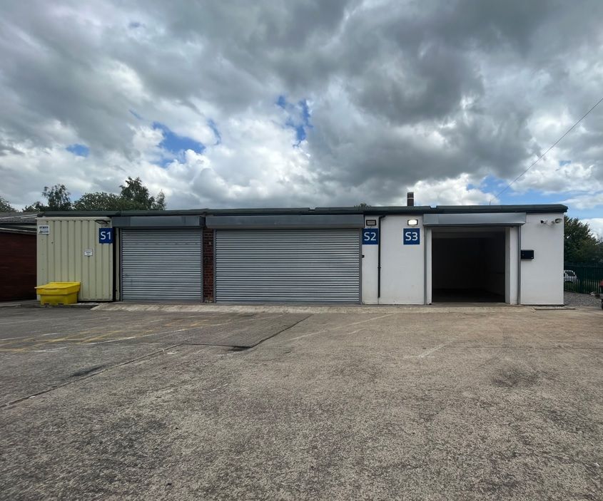 Light industrial to let in Unit S3, English Street Business Park, English Street, Leigh, Greater Manchester WN7, £5,000 pa