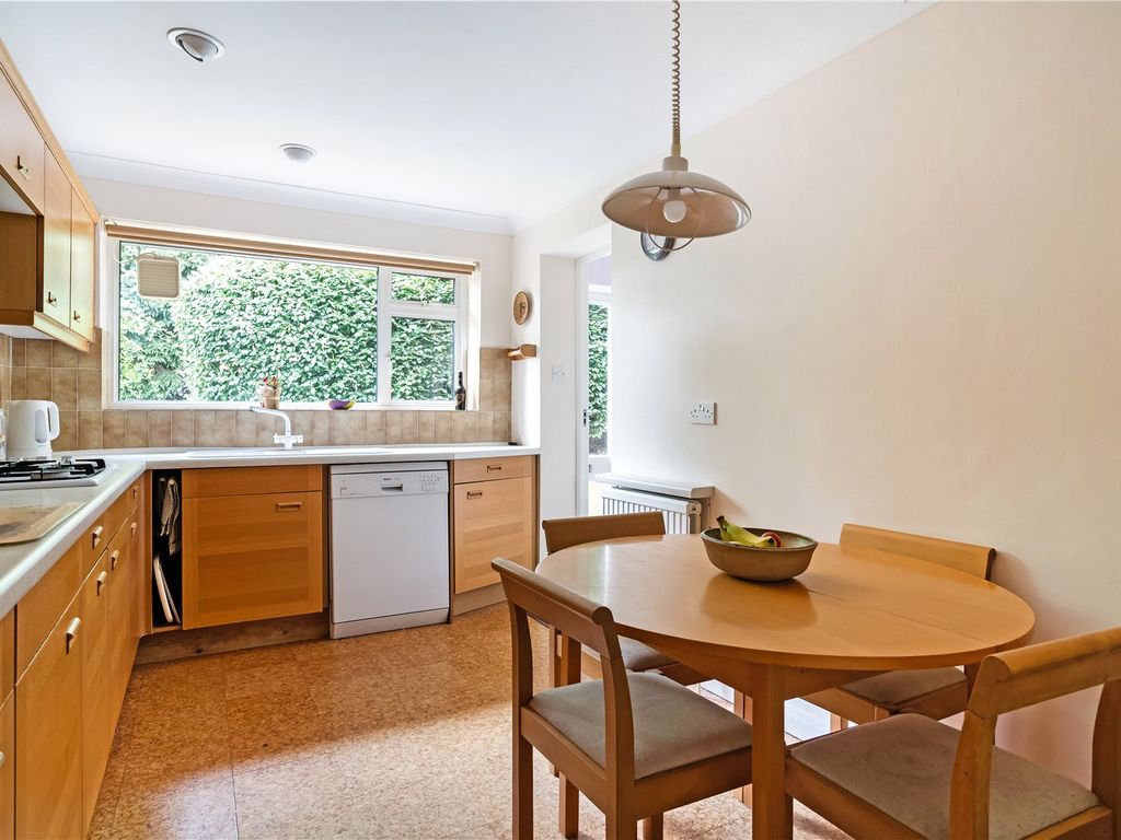 2 bed bungalow for sale in Cherry Drive, Forty Green, Beaconsfield, Buckinghamshire HP9, £875,000