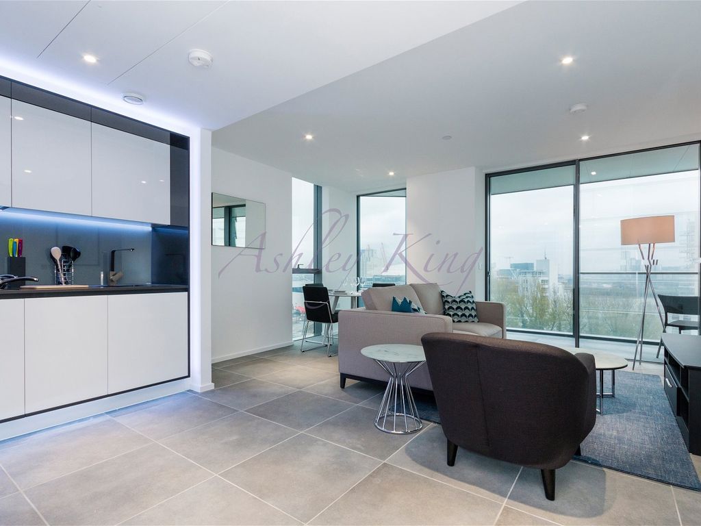 1 bed flat for sale in Dollar Bay Place, London E14, £540,000