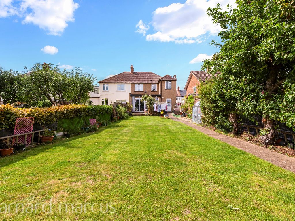 4 bed semi-detached house for sale in Barnsbury Close, New Malden KT3, £750,000