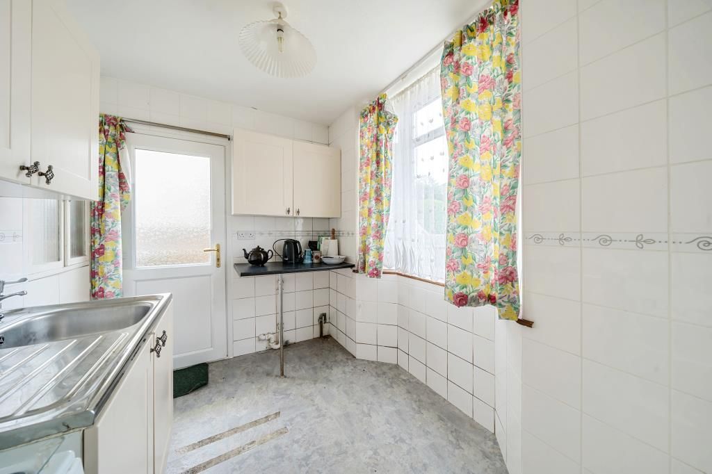 3 bed semi-detached house for sale in Botley, Oxford OX2, £340,000