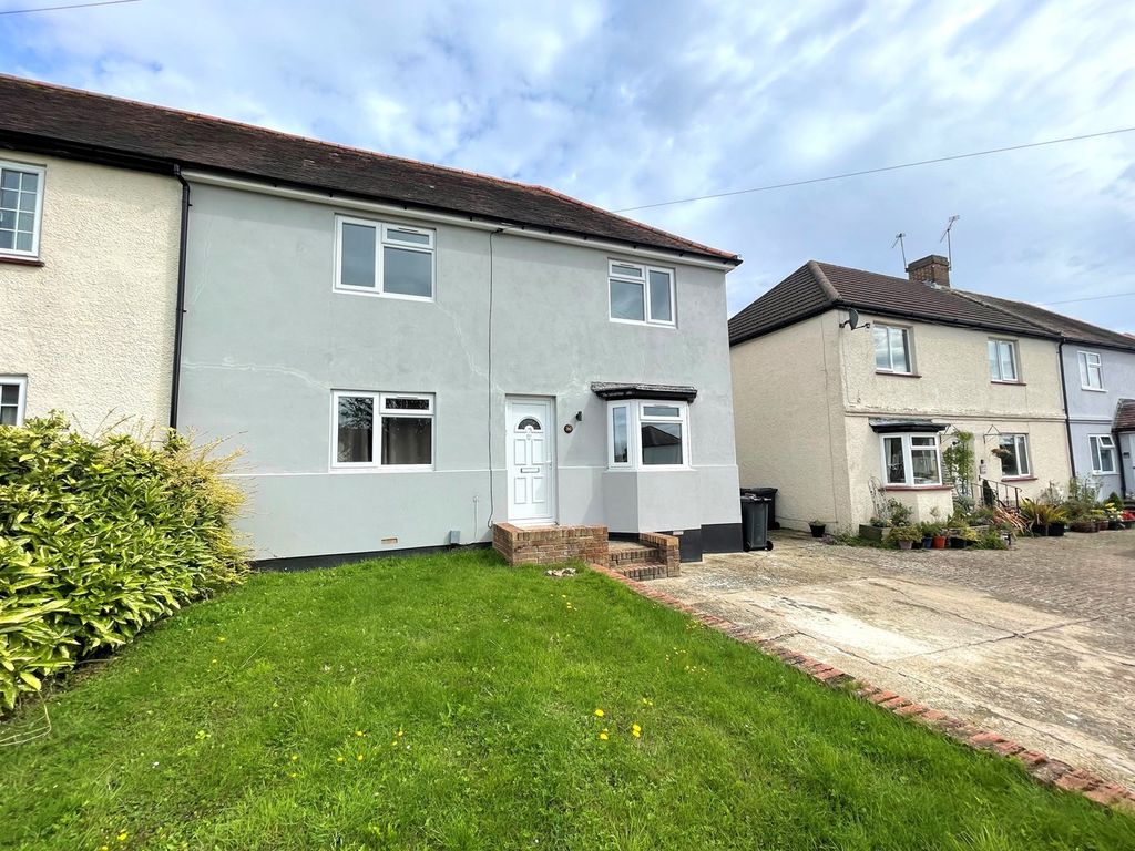 5 bed semi-detached house for sale in Canterbury Road, Guildford GU2, £469,950