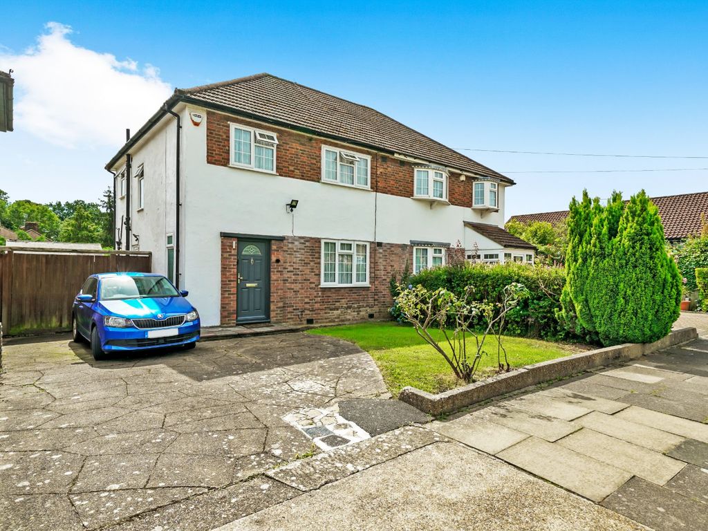 3 bed semi-detached house for sale in Du Cros Drive, Stanmore HA7, £650,000