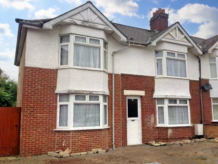 10 bed semi-detached house to rent in Drove Acre Road, Oxford OX4, £6,300 pcm