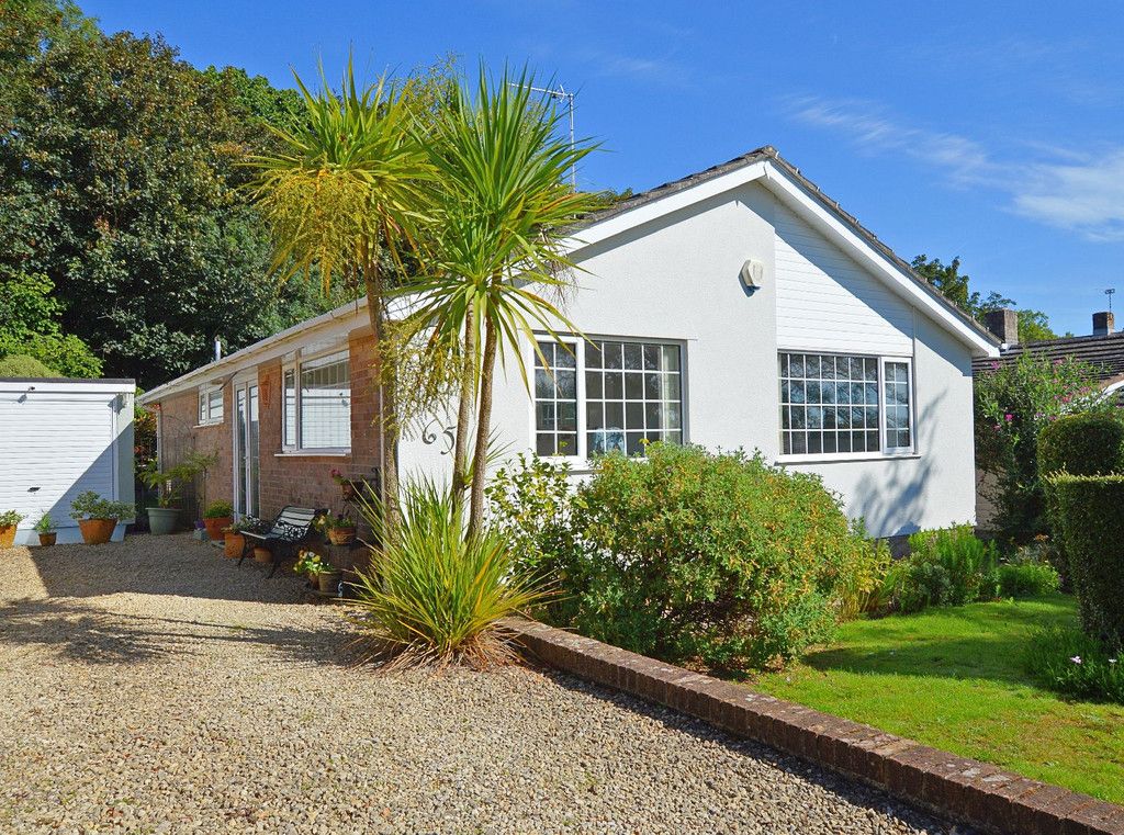 3 bed detached bungalow for sale in Broadley Drive, Torquay TQ2, £469,000