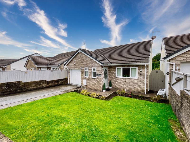 4 bed detached house for sale in 74 Highfield Place, Bridgend CF32, £345,000