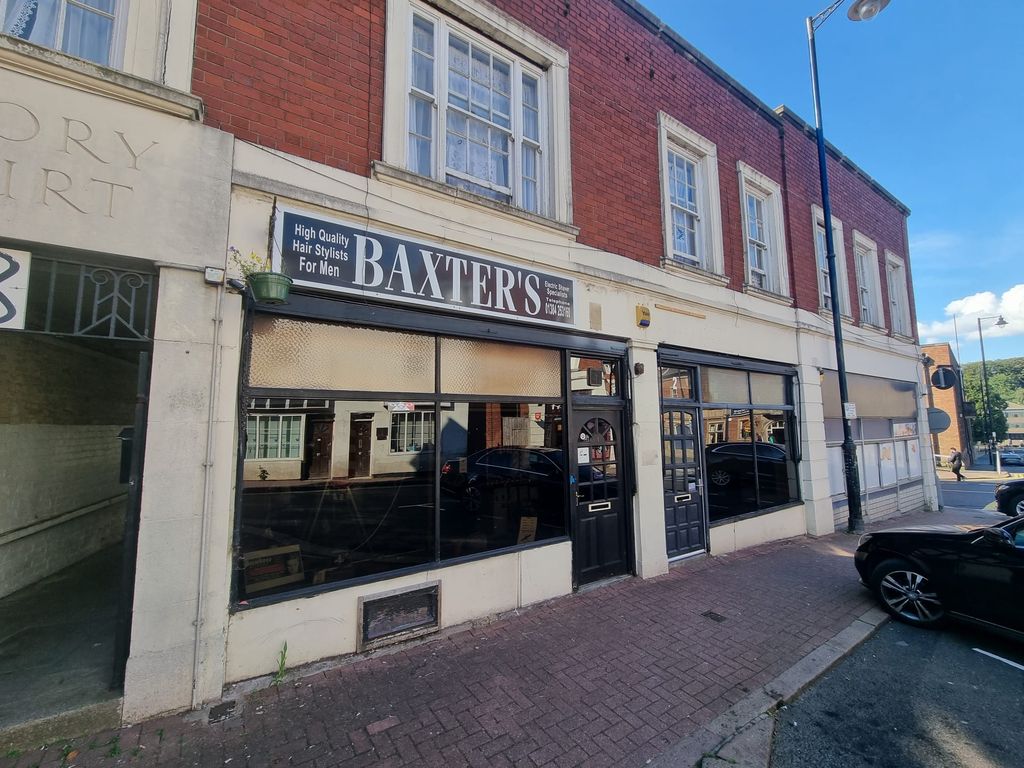 Retail premises to let in Tower Street, Dudley DY1, £6,600 pa