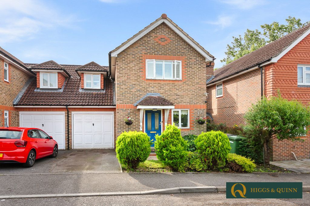 3 bed link-detached house for sale in Primrose Walk, Ewell, Epsom KT17, £525,000