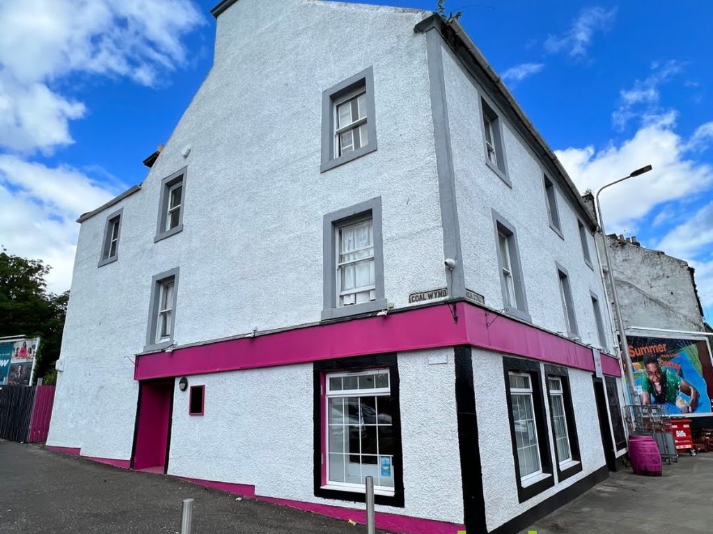 Pub/bar to let in High Street, Kirkcaldy KY1, £14,500 pa