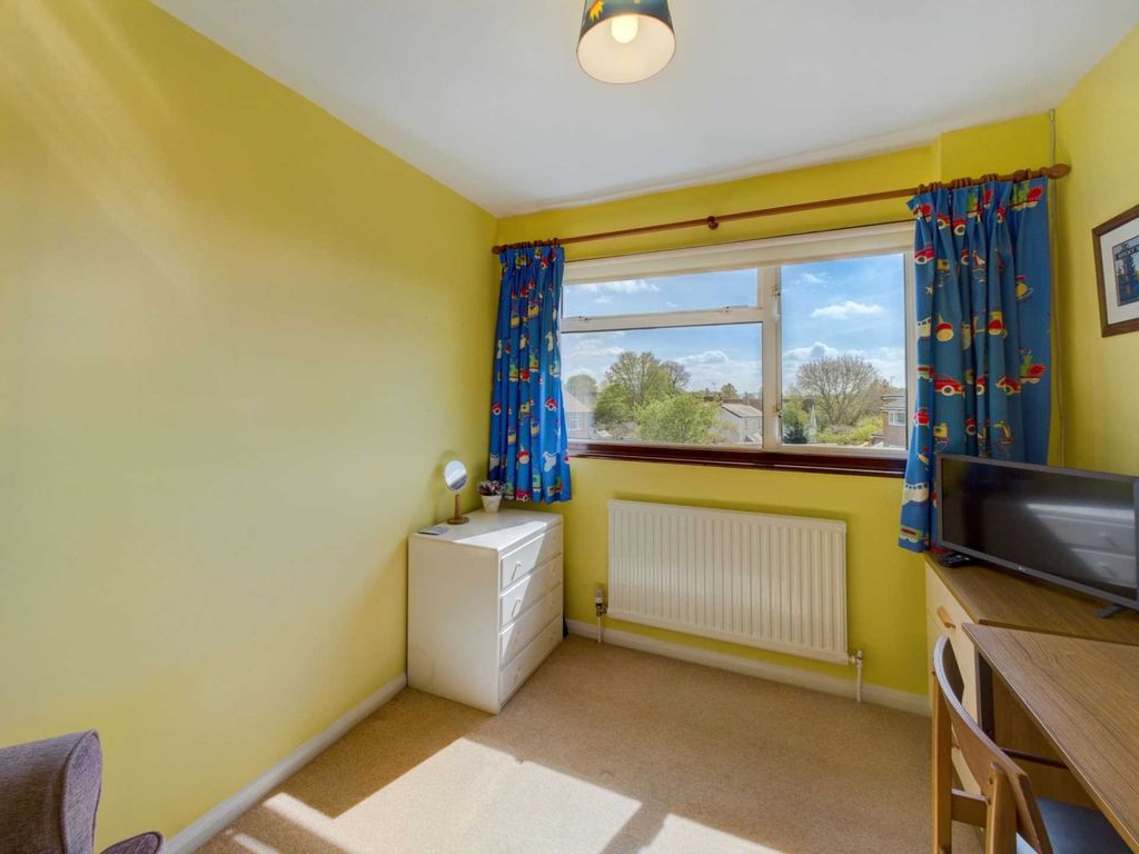 3 bed terraced house for sale in Dollicott, Haddenham HP17, £385,000