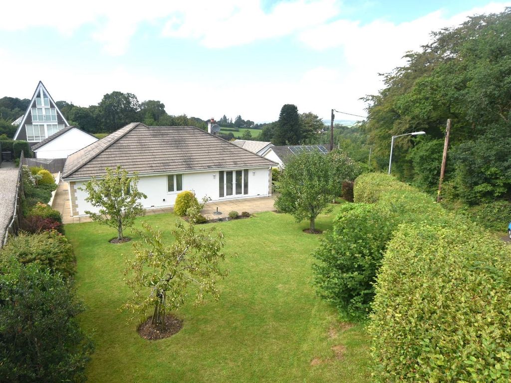 3 bed detached bungalow for sale in Station Road, Gunnislake PL18, £475,000