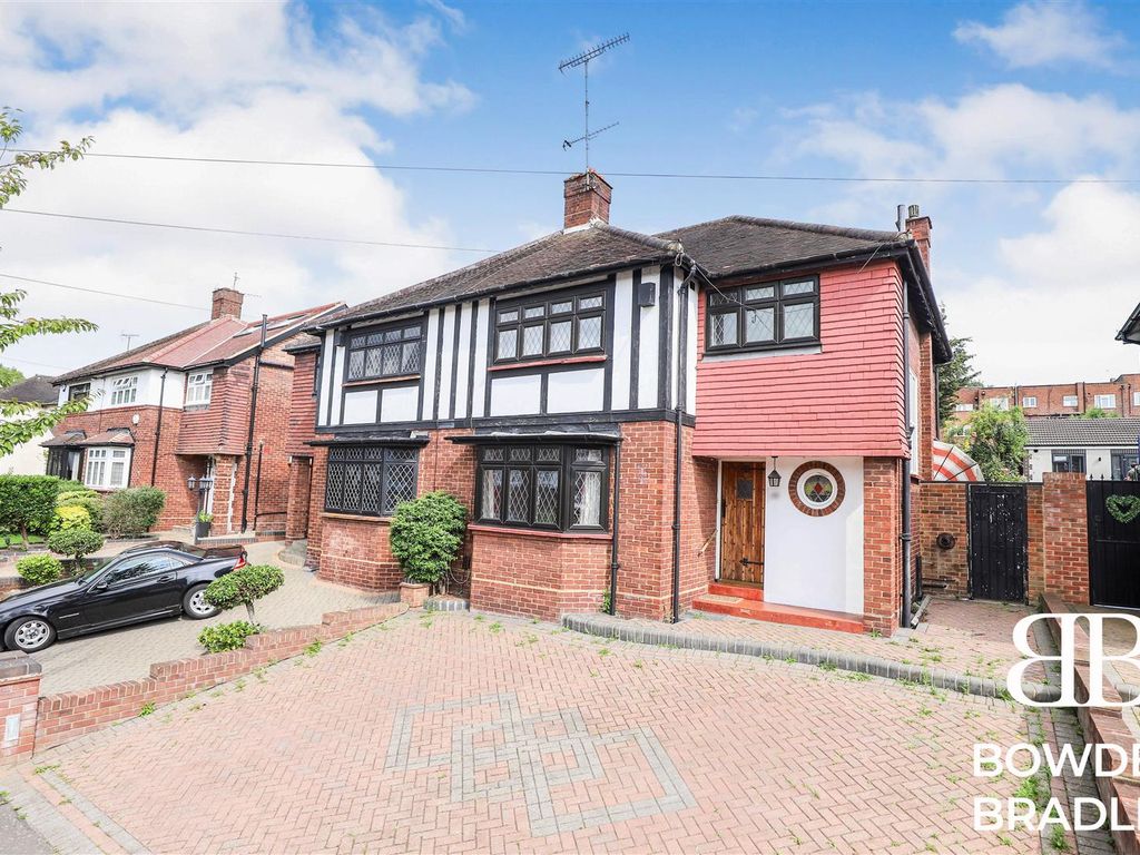 3 bed semi-detached house for sale in Dickens Rise, Chigwell IG7, £750,000
