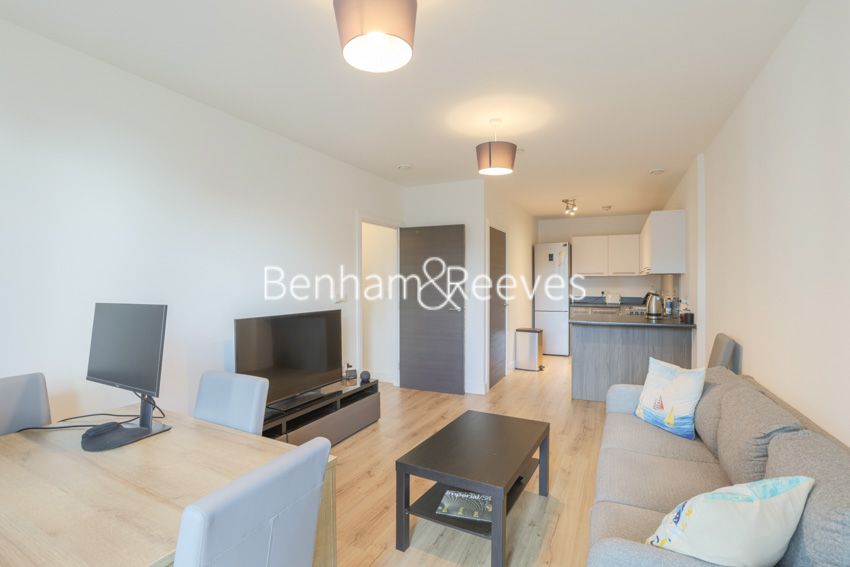1 bed flat to rent in Beadon Road, Hammersmith W6, £2,500 pcm