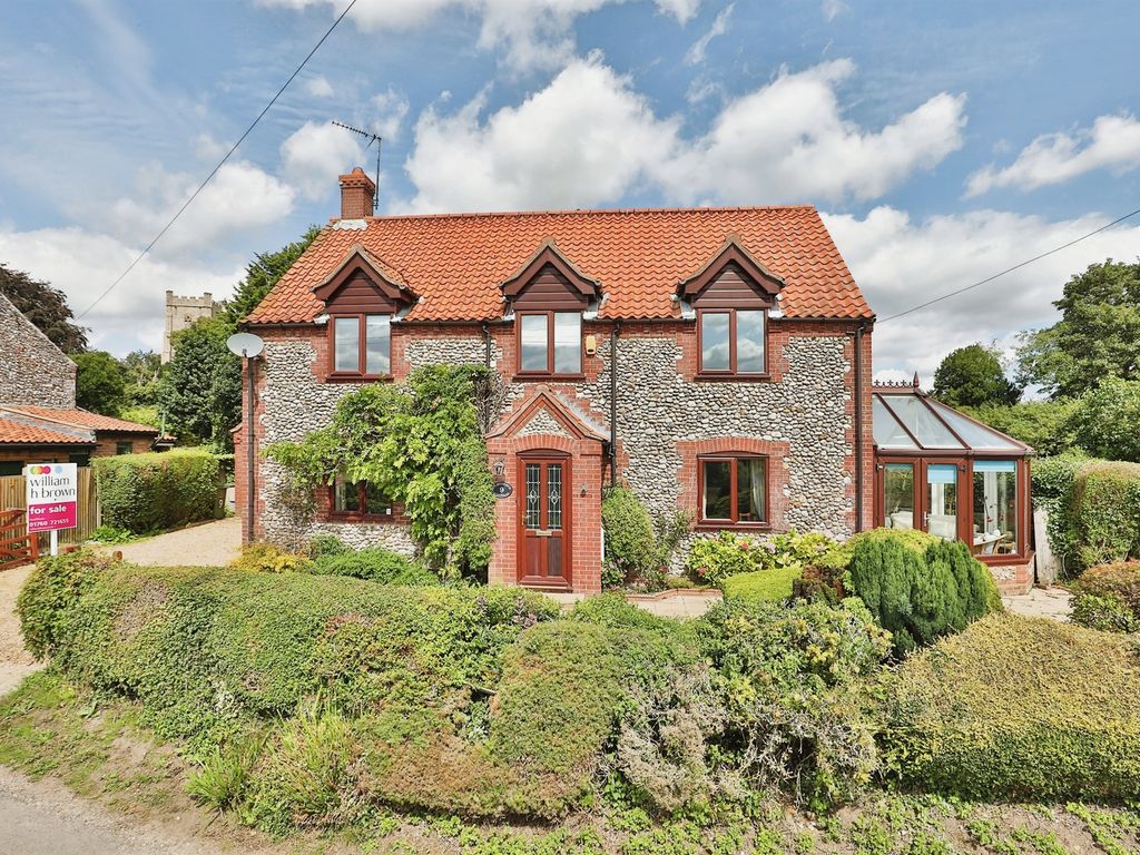 4 bed cottage for sale in Chimney Street, Castle Acre, King's Lynn PE32, £500,000