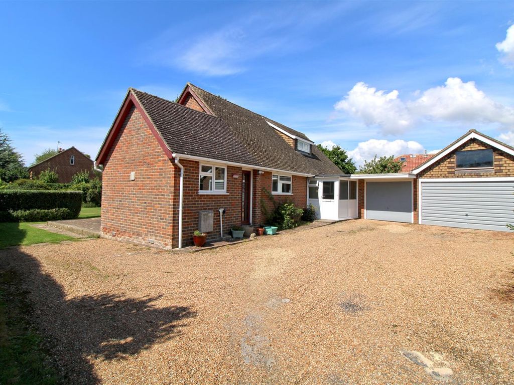 4 bed detached bungalow for sale in North Way, Seaford BN25, £595,000