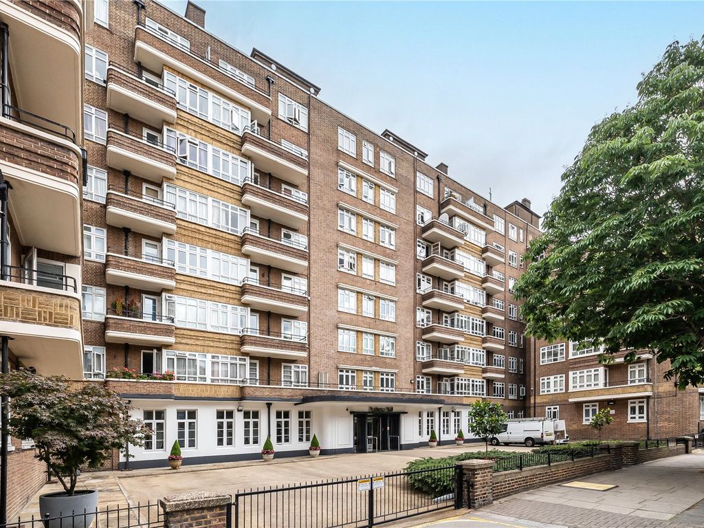 2 bed flat for sale in Portsea Place, London W2, £695,000