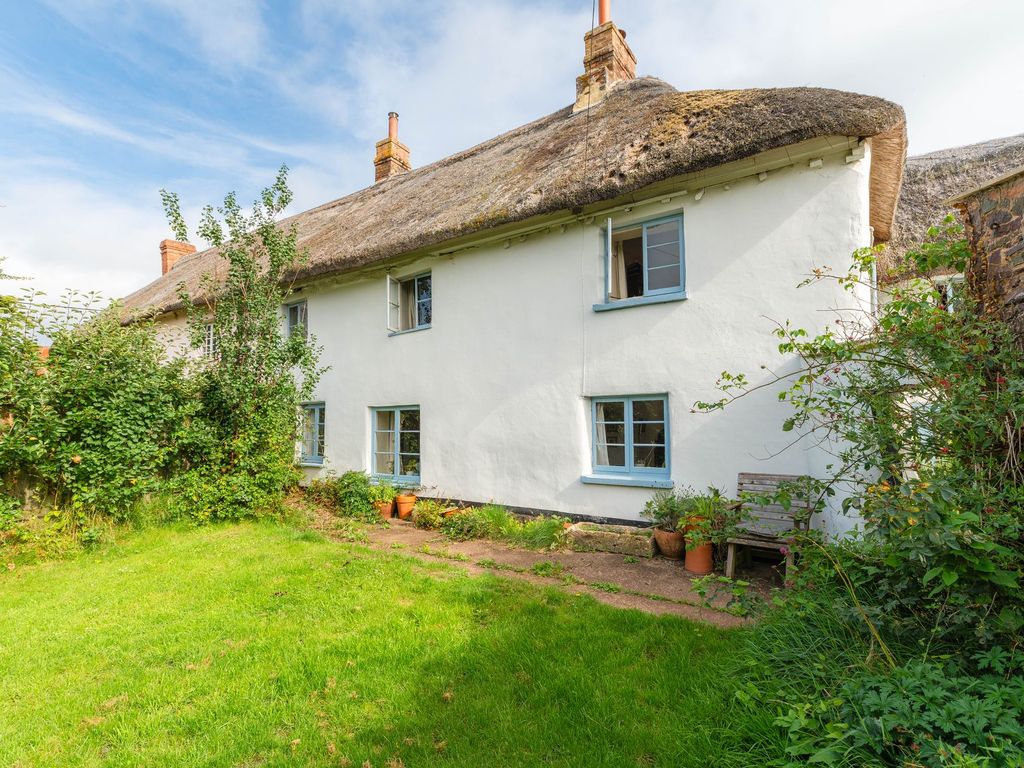 4 bed cottage for sale in Cheriton Fitzpaine, Crediton EX17, £395,000