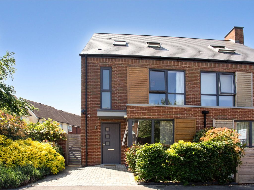 4 bed semi-detached house for sale in Waterside Drive, Chichester PO19, £525,000
