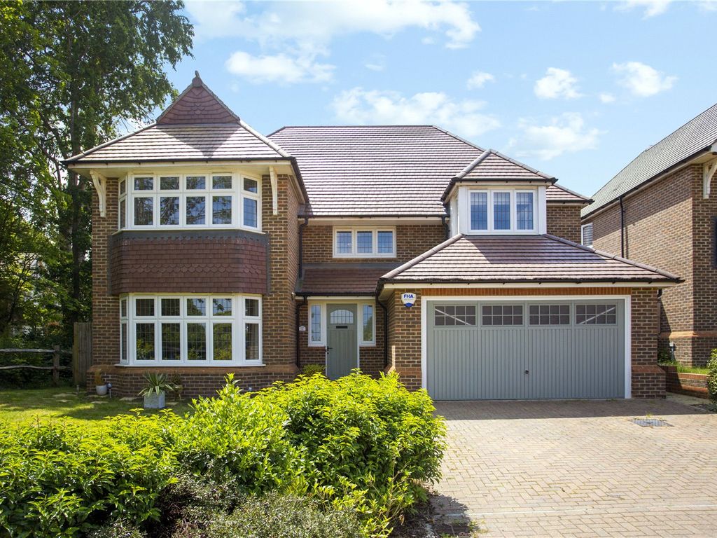 4 bed detached house for sale in Aster Way, Haywards Heath RH17, £950,000
