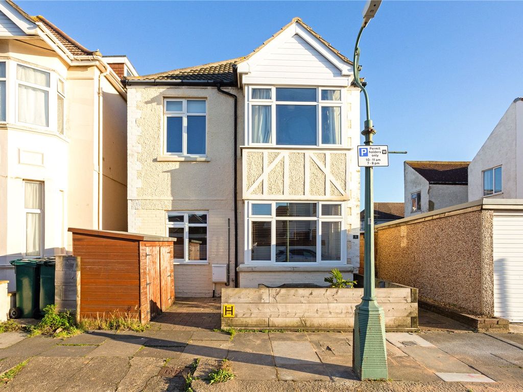 5 bed detached house for sale in Norman Road, Hove BN3, £850,000