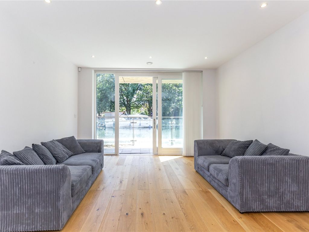 2 bed flat for sale in Amberley Road, London W9, £875,000