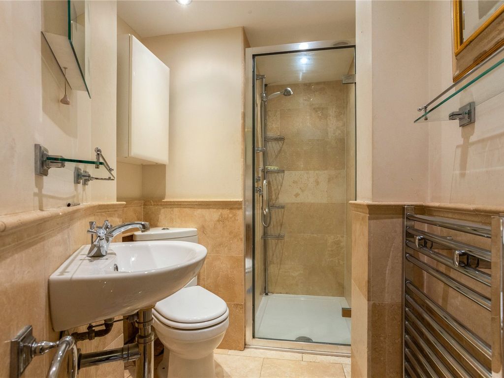 2 bed flat for sale in Sydney Place, Bath BA2, £870,000