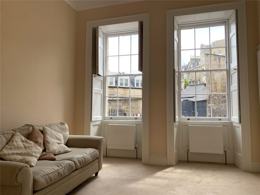1 bed flat for sale in Marlborough Buildings, Bath BA1, £425,000