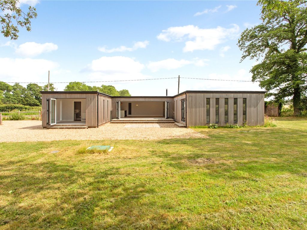 4 bed detached bungalow for sale in Horsham Road, Cranleigh GU6, £800,000