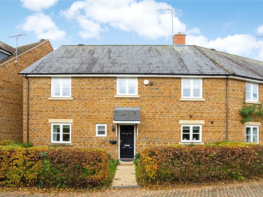 4 bed semi-detached house for sale in Long Wall Close, Adderbury OX17, £485,000