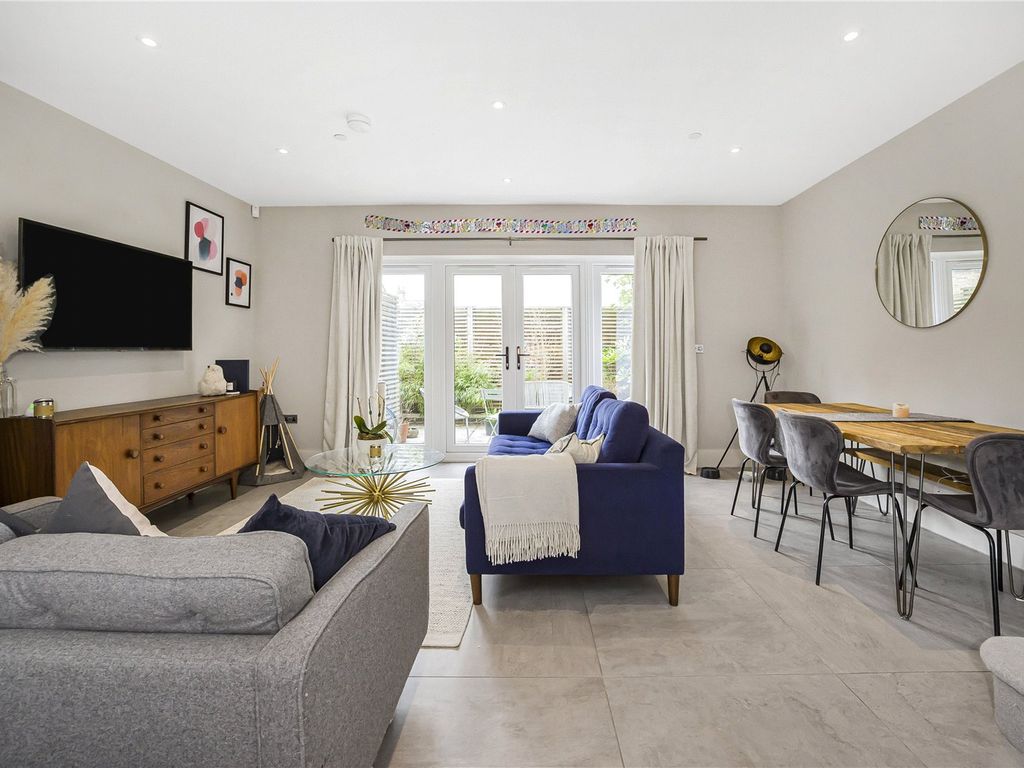 2 bed semi-detached house for sale in Court Mews, London SE13, £600,000