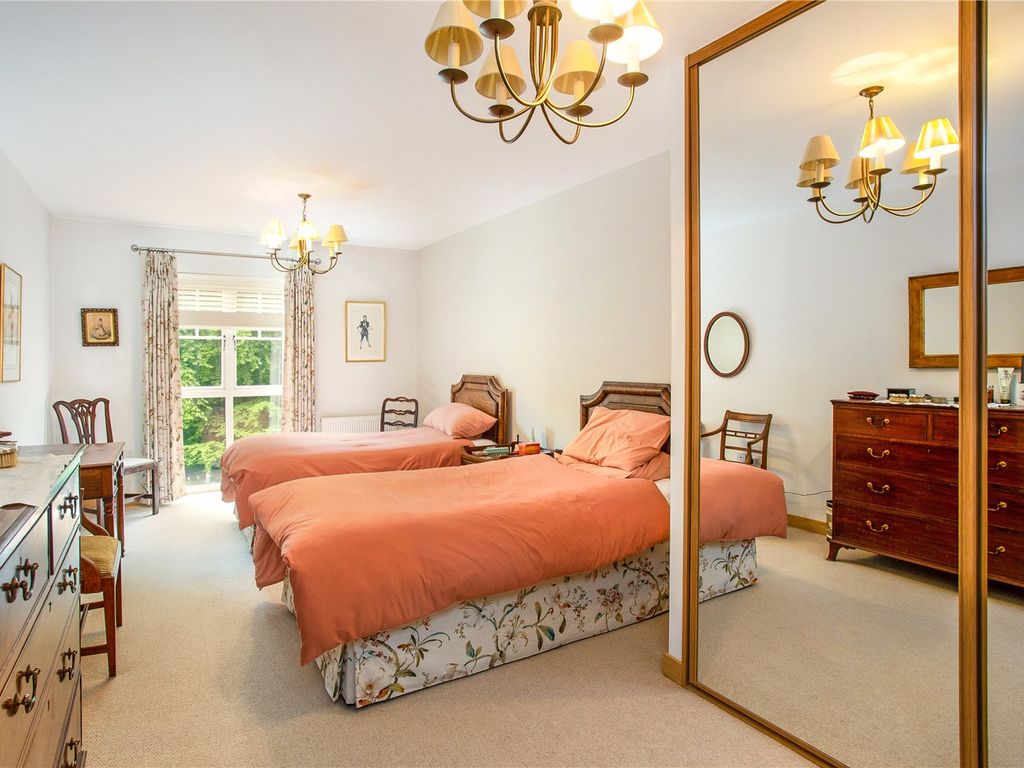 3 bed flat for sale in Mayfield Grange, Mayfield TN20, £595,000