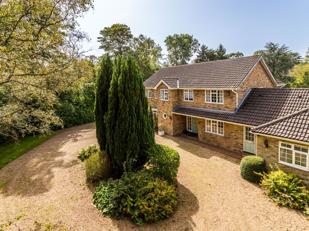 5 bed detached house for sale in Leas Road, Warlingham CR6, £1,595,000