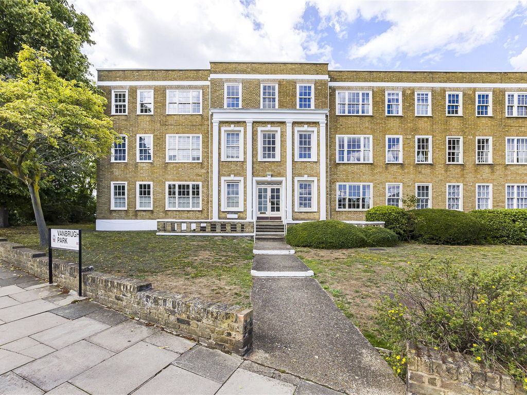 2 bed flat for sale in Vanbrugh Fields, London SE3, £550,000