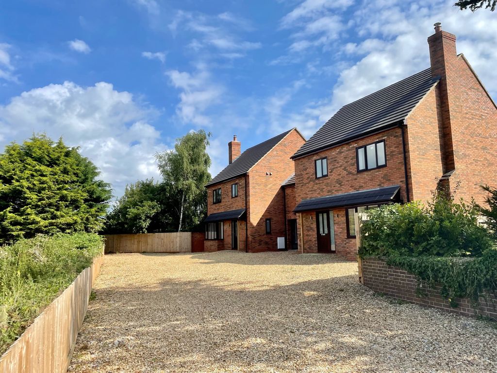 New home, 4 bed link-detached house for sale in Church Street, Sibbertoft, Market Harborough LE16, £385,000